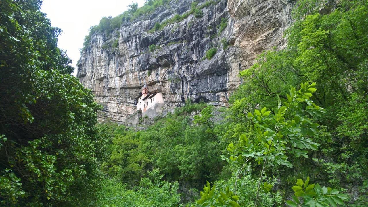 Appartamenti Camere Masi Brenta Rovereto  Exteriör bild